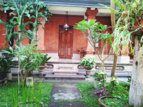 Yumi House